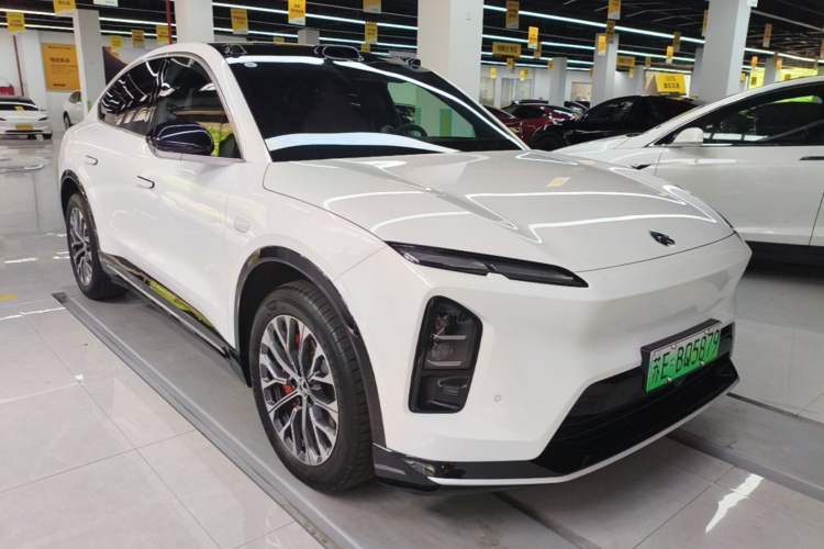 Used Nio EC6 2025 75 kWh Front Right 45 Deg