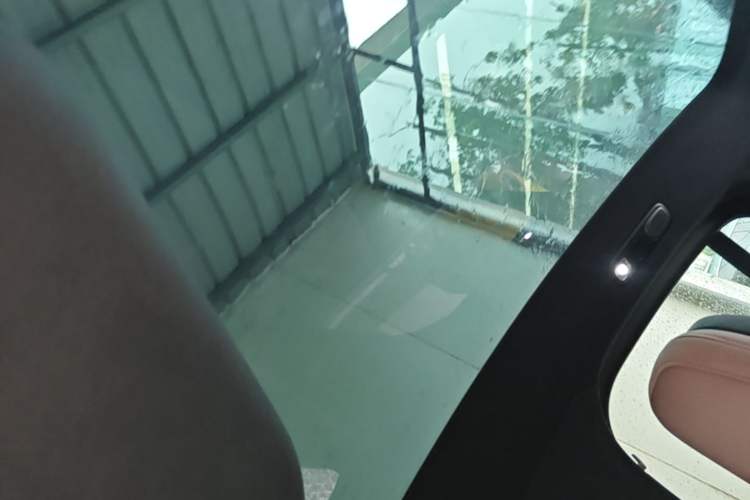 Used Nio EC6 2025 75 kWh Headliner