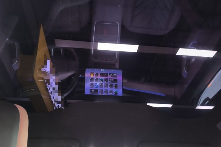 Used Nio EC6 2025 75 kWh Headliner