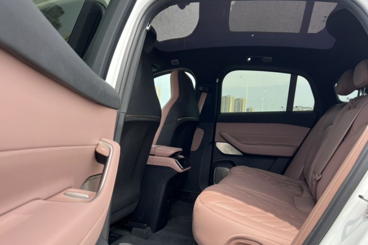 Used Nio EC6 2025 75 kWh Interior 3