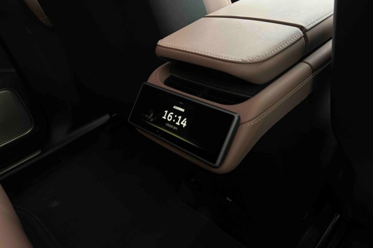 Used Nio EC6 2025 75 kWh Interior 3