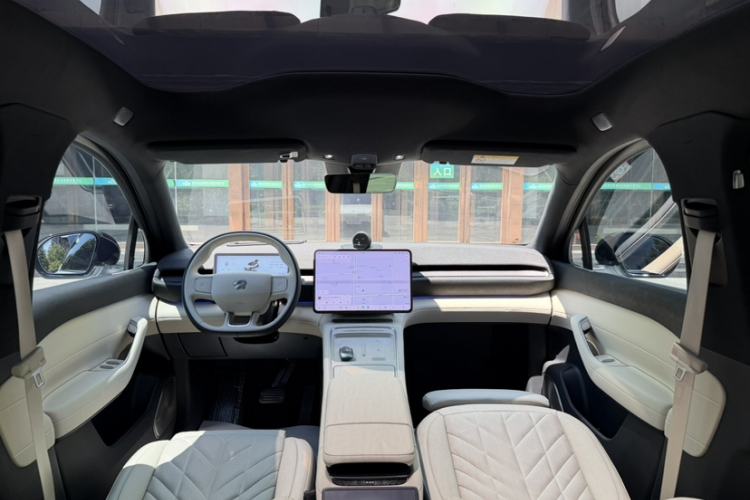 Used Nio EC6 2025 75 kWh Interior 3