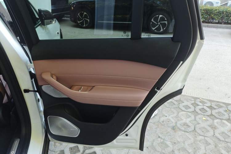 Used Nio EC6 2025 75 kWh Interior 6