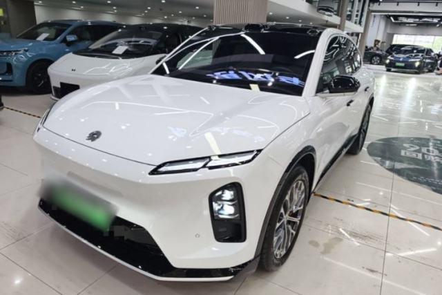 Used Nio EC6 2025 75 kWh