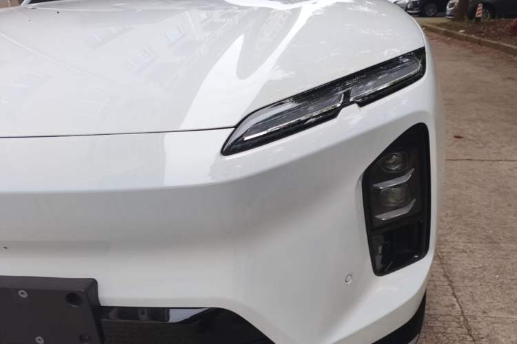 Used Nio EC6 2025 75 kWh Left Front Headlight