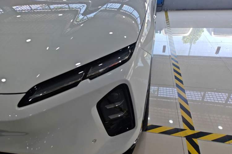 Used Nio EC6 2025 75 kWh Left Front Headlight