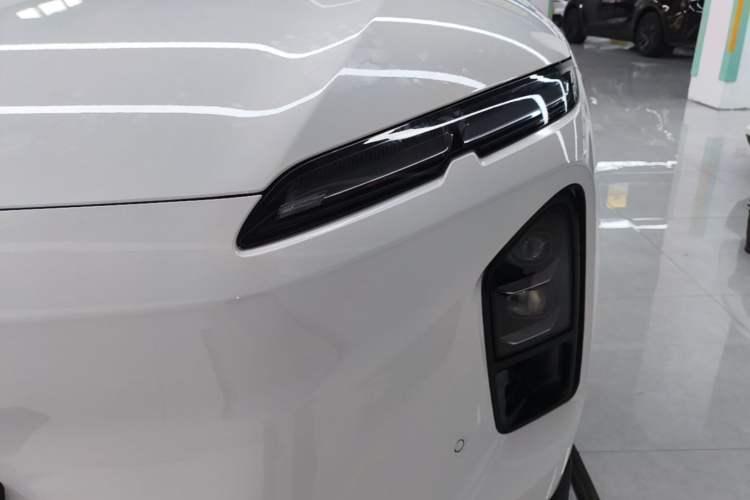 Used Nio EC6 2025 75 kWh Left Front Headlight