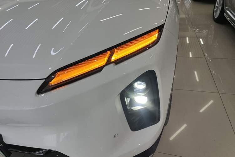Used Nio EC6 2025 75 kWh Left Front Headlight