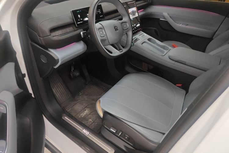 Used Nio EC6 2025 75 kWh Left Front Seat