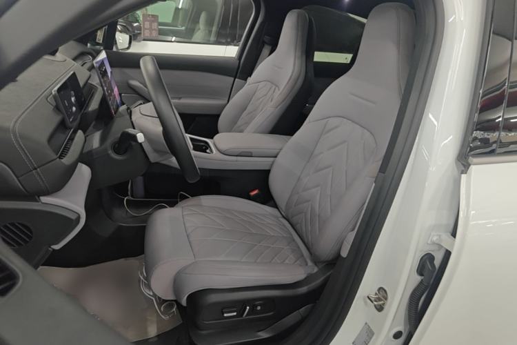 Used Nio EC6 2025 75 kWh Left Front Seat