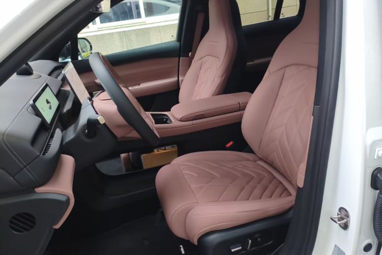 Used Nio EC6 2025 75 kWh Left Front Seat