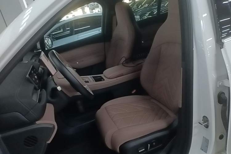 Used Nio EC6 2025 75 kWh Left Front Seat