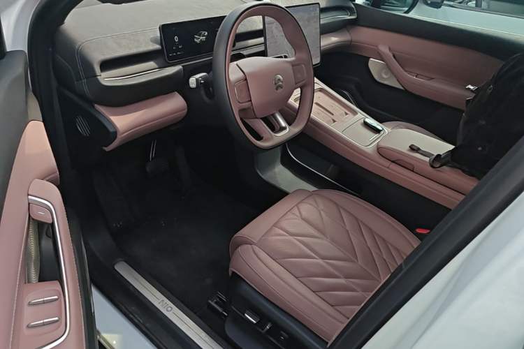 Used Nio EC6 2025 75 kWh Left Front Seat