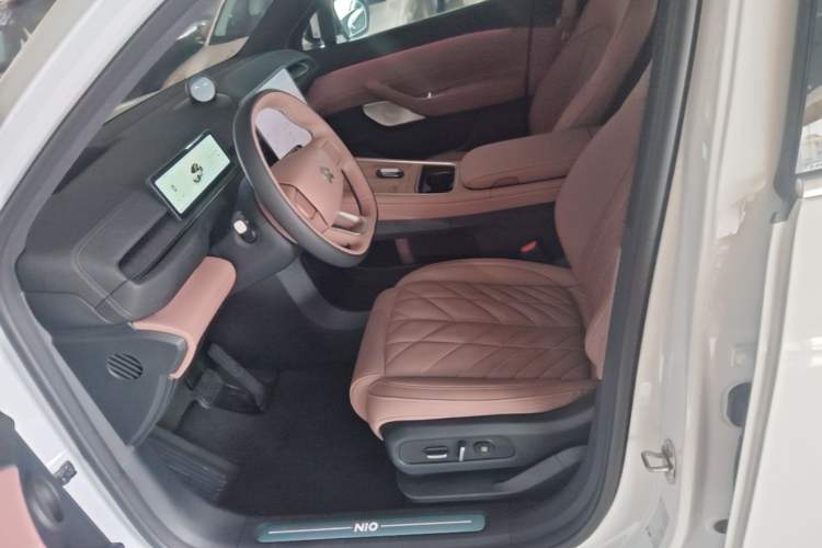 Used Nio EC6 2025 75 kWh Left Front Seat