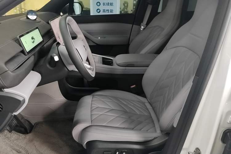Used Nio EC6 2025 75 kWh Left Front Seat