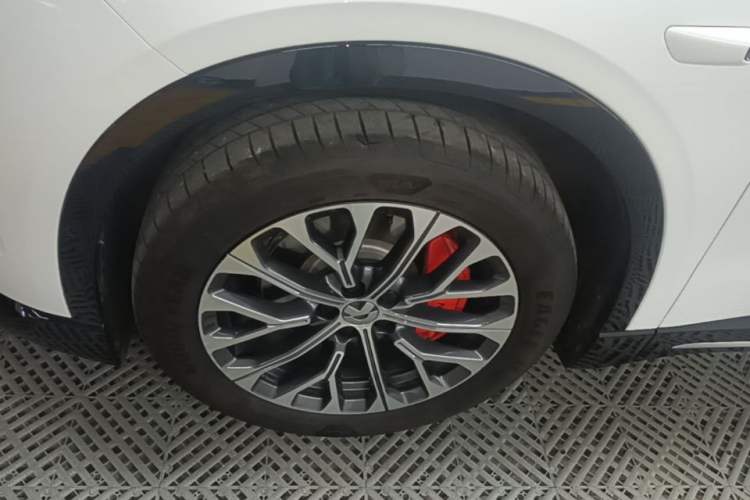 Used Nio EC6 2025 75 kWh Left Front Wheel Hub