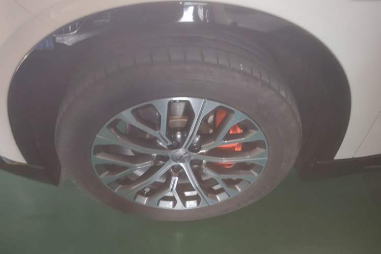 Used Nio EC6 2025 75 kWh Left Front Wheel Hub