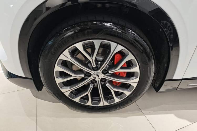 Used Nio EC6 2025 75 kWh Left Front Wheel Hub