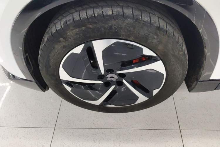 Used Nio EC6 2025 75 kWh Left Front Wheel Hub