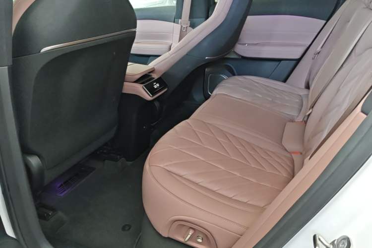 Used Nio EC6 2025 75 kWh Left Rear Seat