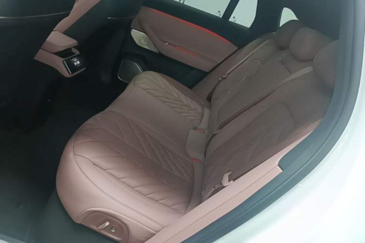 Used Nio EC6 2025 75 kWh Left Rear Seat