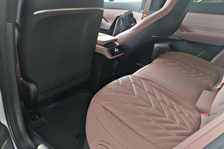 Used Nio EC6 2025 75 kWh Left Rear Seat