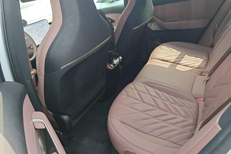 Used Nio EC6 2025 75 kWh Left Rear Seat