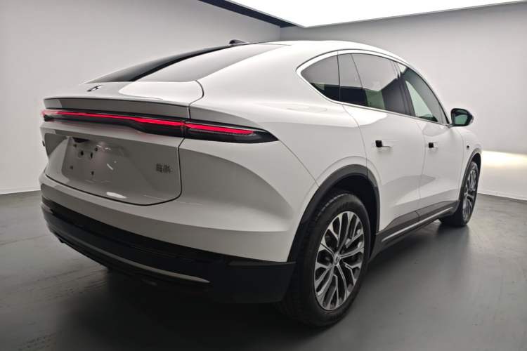 Used Nio EC6 2025 75 kWh Rear Right 45 Deg