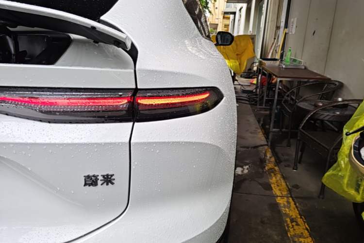 Used Nio EC6 2025 75 kWh Right Rear Taillight