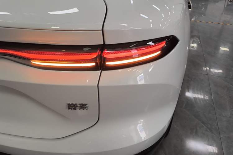 Used Nio EC6 2025 75 kWh Right Rear Taillight
