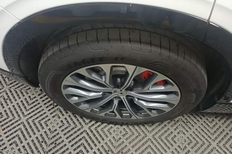 Used Nio EC6 2025 75 kWh Right Rear Wheel Hub