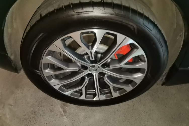 Used Nio EC6 2025 75 kWh Right Rear Wheel Hub