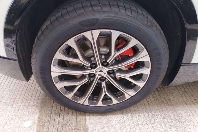 Used Nio EC6 2025 75 kWh Right Rear Wheel Hub