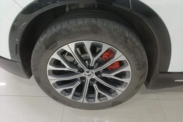 Used Nio EC6 2025 75 kWh Right Rear Wheel Hub