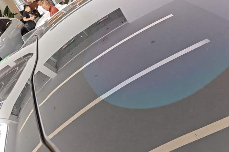 Used Nio EC6 2025 75 kWh Roof