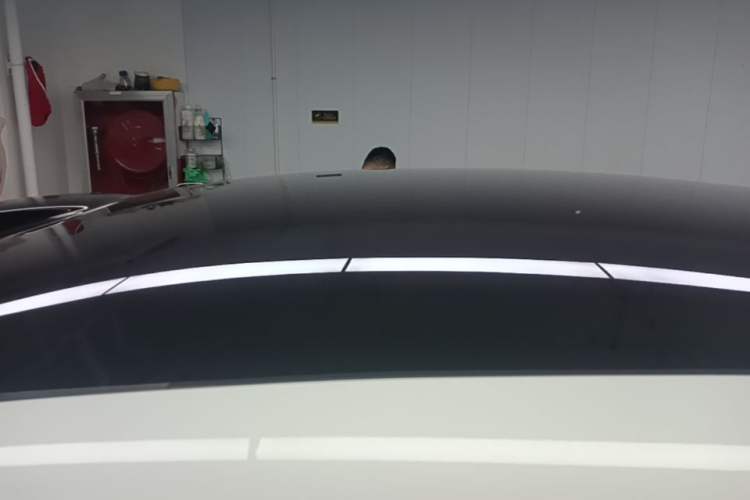 Used Nio EC6 2025 75 kWh Roof