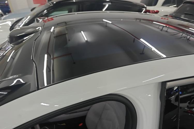 Used Nio EC6 2025 75 kWh Roof