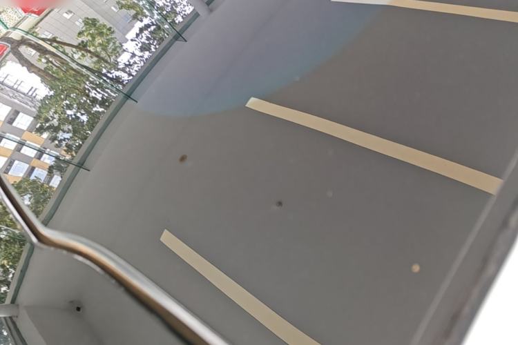 Used Nio EC6 2025 75 kWh Roof