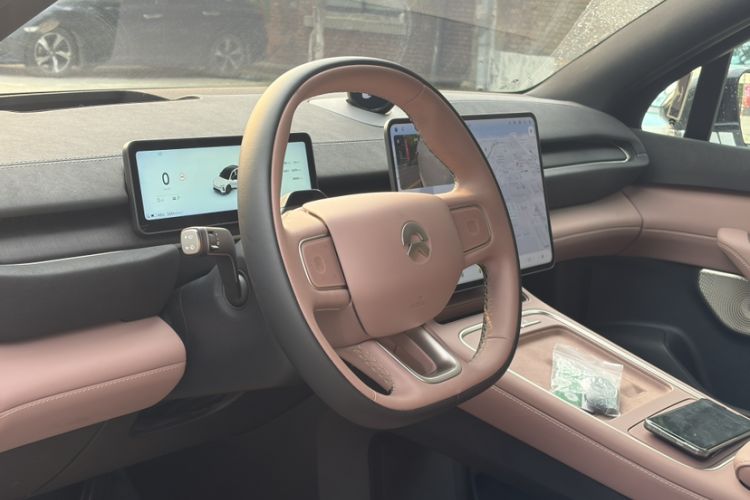 Used Nio EC6 2025 75 kWh Steering Wheel