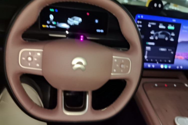 Used Nio EC6 2025 75 kWh Steering Wheel