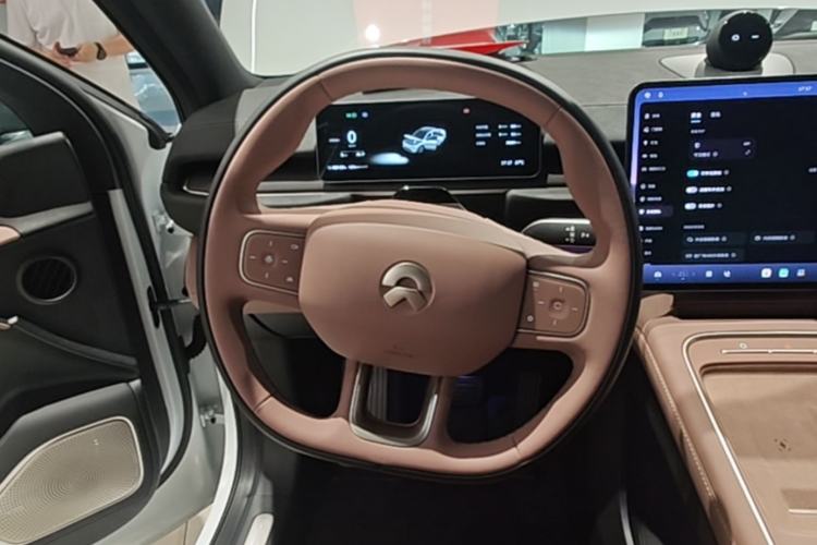Used Nio EC6 2025 75 kWh Steering Wheel