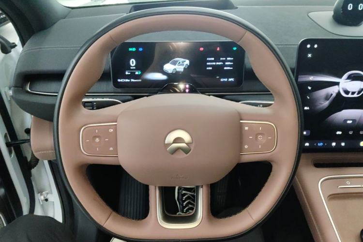 Used Nio EC6 2025 75 kWh Steering Wheel