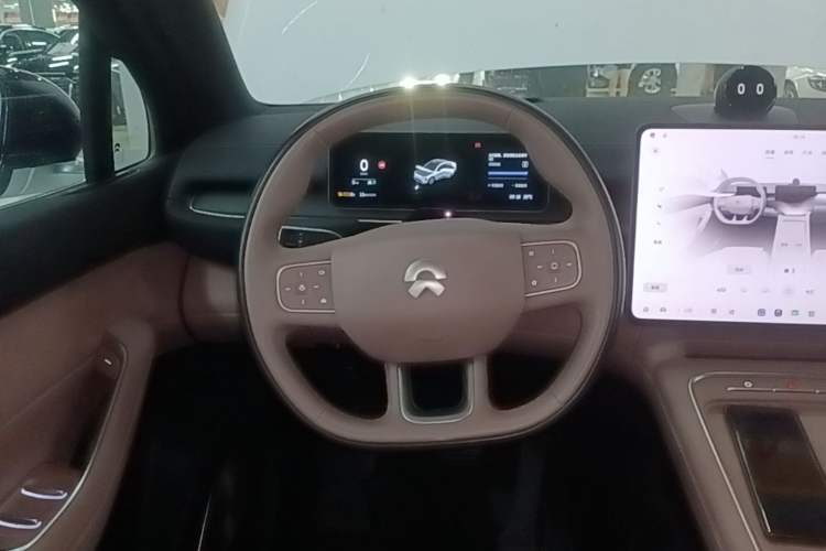 Used Nio EC6 2025 75 kWh Steering Wheel