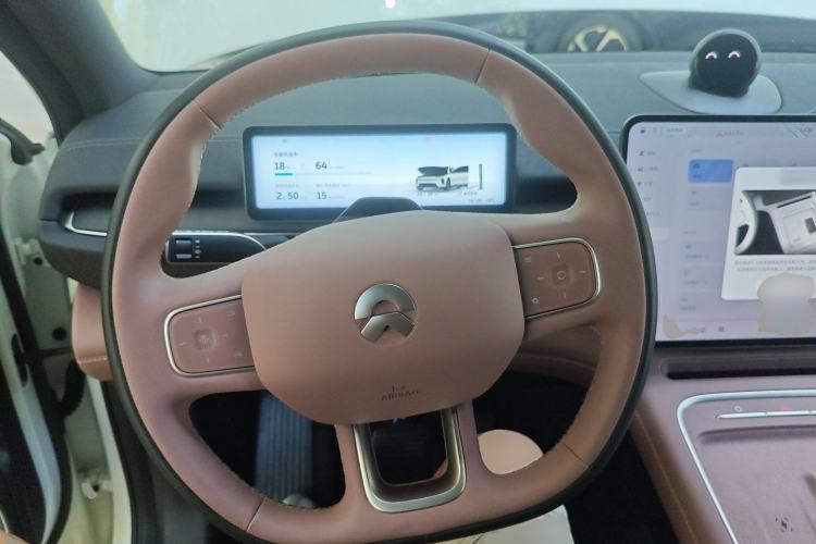 Used Nio EC6 2025 75 kWh Steering Wheel