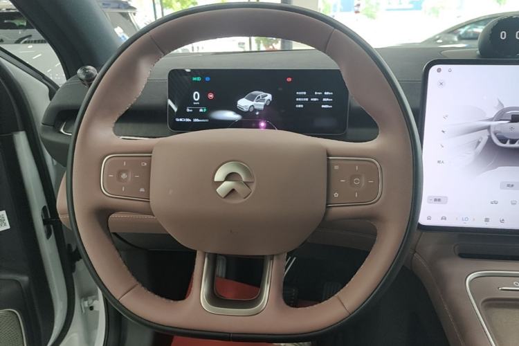 Used Nio EC6 2025 75 kWh Steering Wheel