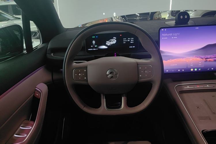 Used Nio EC6 2025 75 kWh Steering Wheel
