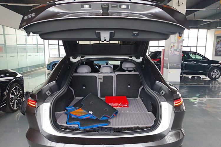 Used Nio EC6 2025 75 kWh Trunk