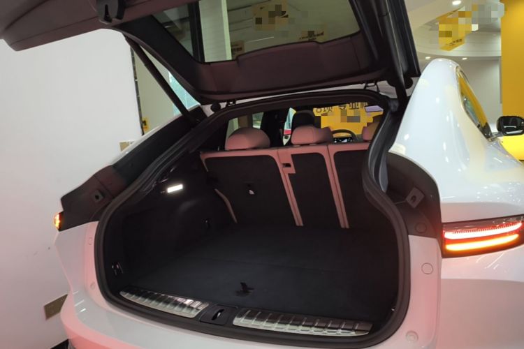 Used Nio EC6 2025 75 kWh Trunk