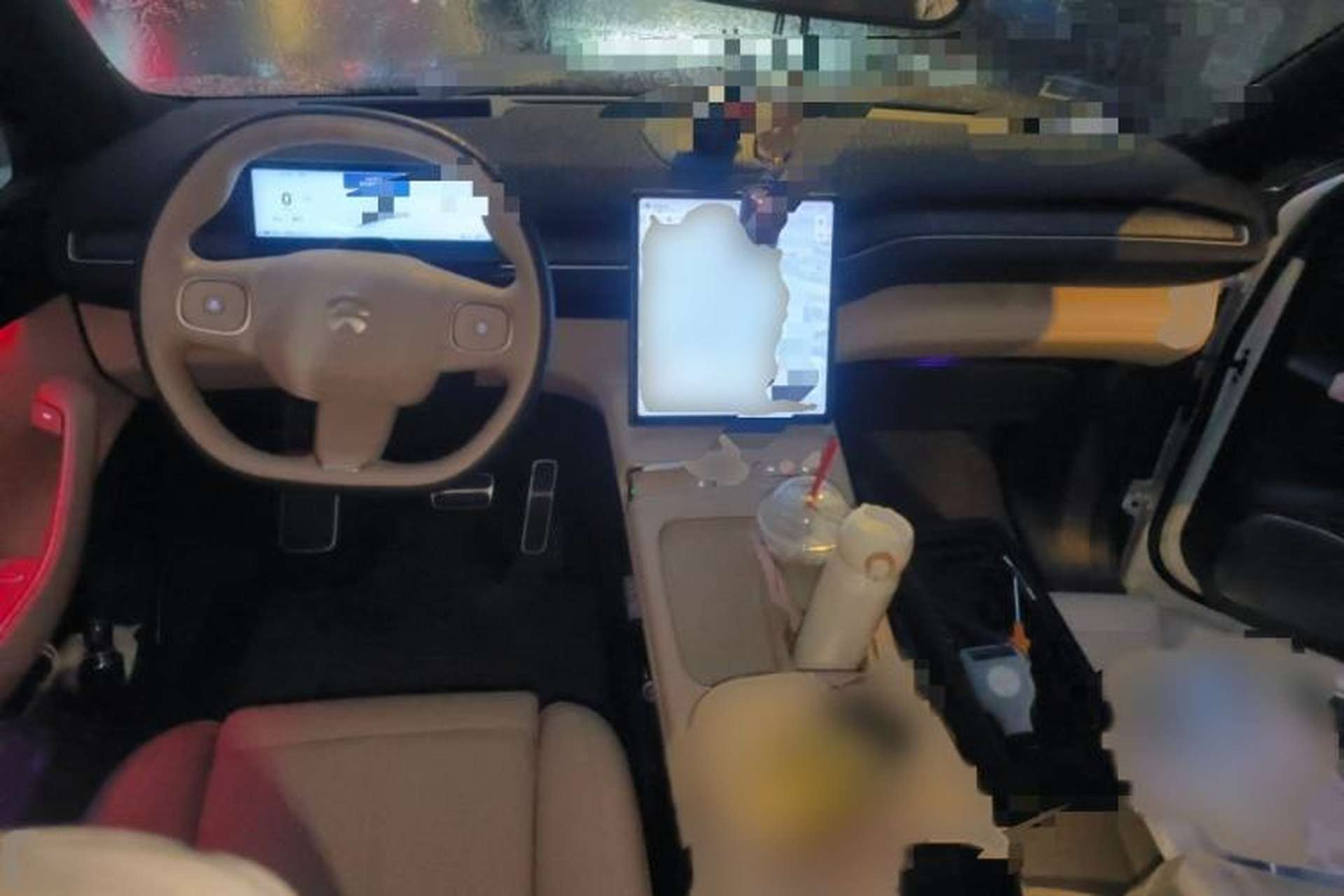 Used Nio EC7 2023 75 kWh Interior 2