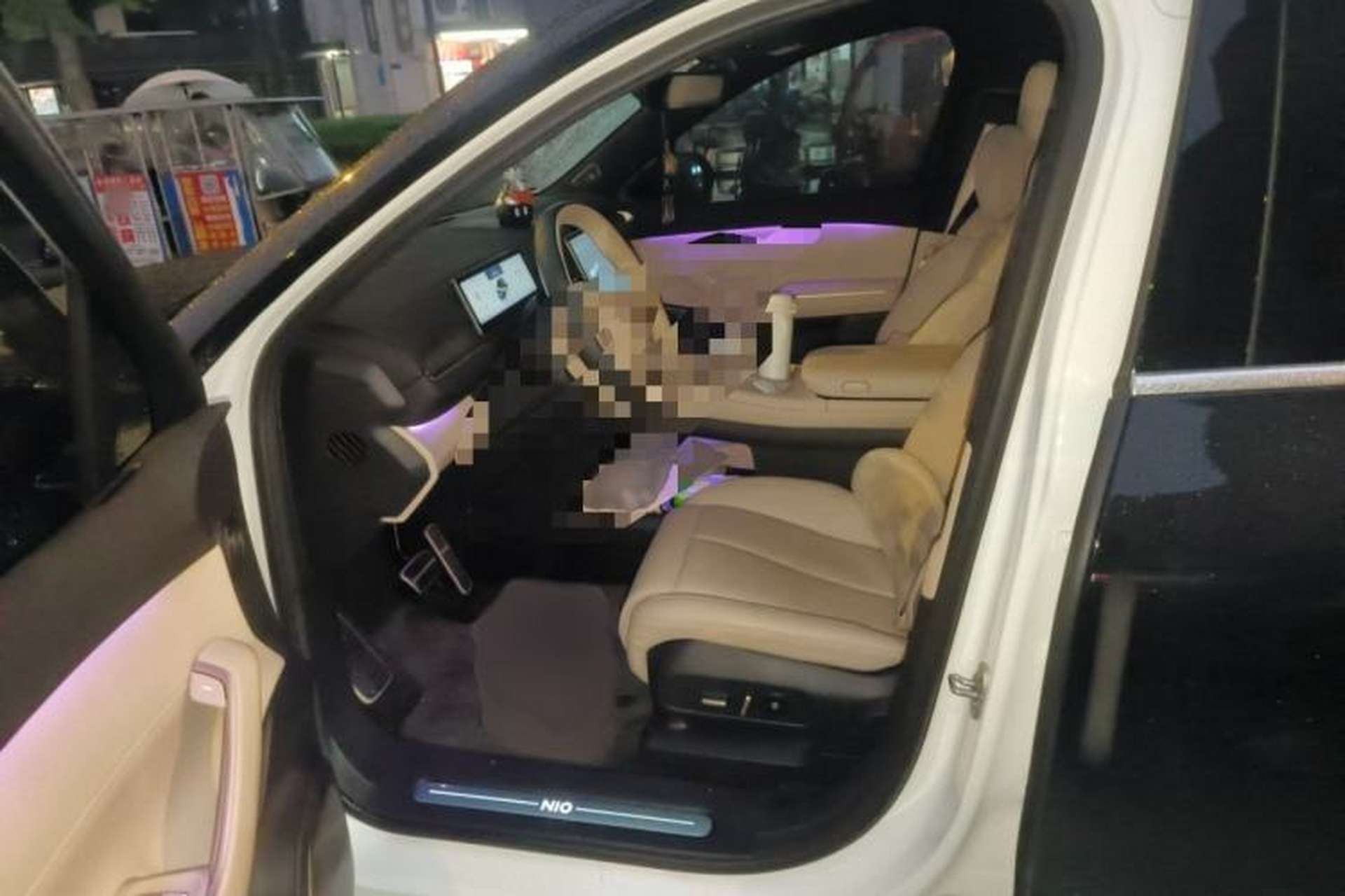 Used Nio EC7 2023 75 kWh Left Front Seat